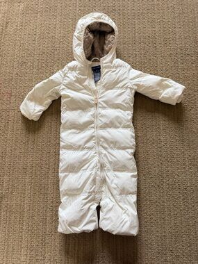Ralph Lauren  snowsuit White Hooded Puffer Jacket with Faux Fur Trim